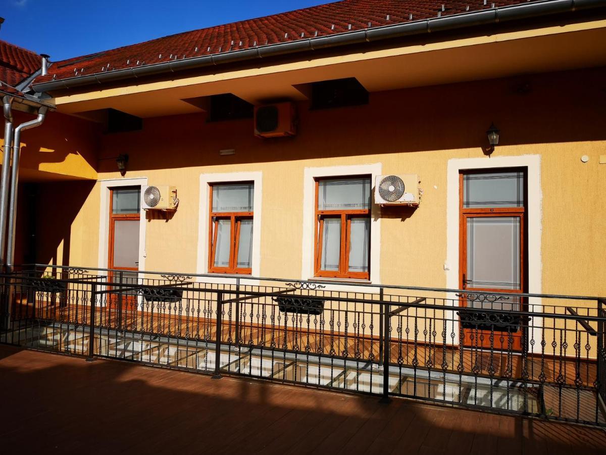 Filinhome Dunavska Studio 2 Novi Sad Exterior foto